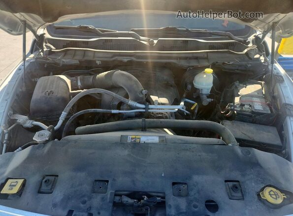1C6RR7LT3GS192046 2016 RAM 1500 Silver Rear interior view
