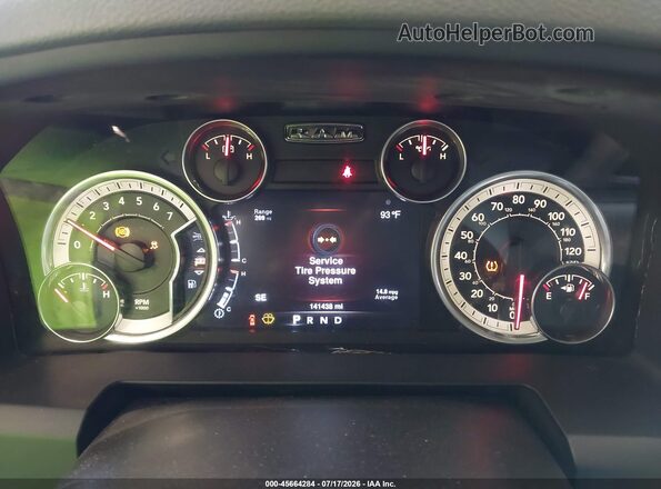 1C6RR7LT4GS220520 2016 RAM 1500 Черный Вид задних сидений