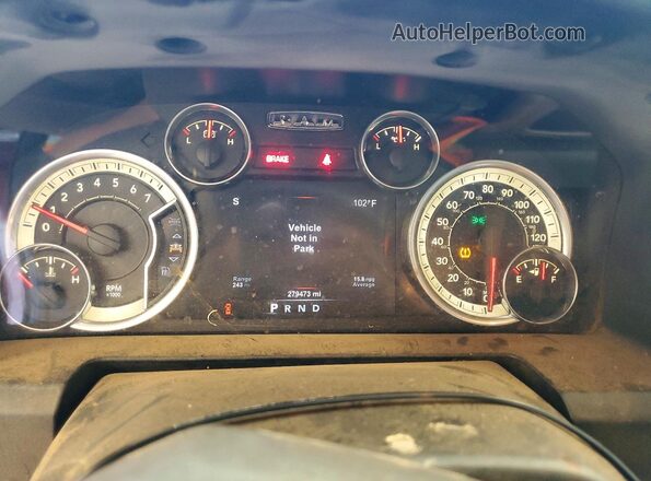 1C6RR7LT4HS779874 2017 RAM 1500 Maroon Vista del cuadro de instrumentos