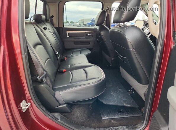 1C6RR7LT4HS853312 2017 RAM 1500 Красный Вид задних сидений