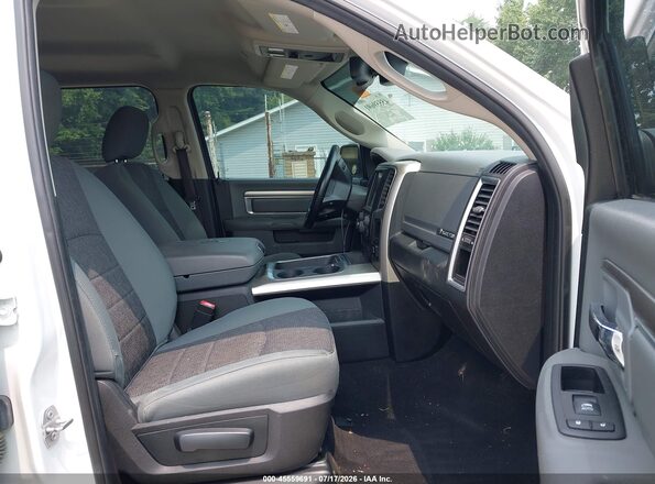 1C6RR7LT4JS294673 2018 RAM 1500 White Vista interior delantera