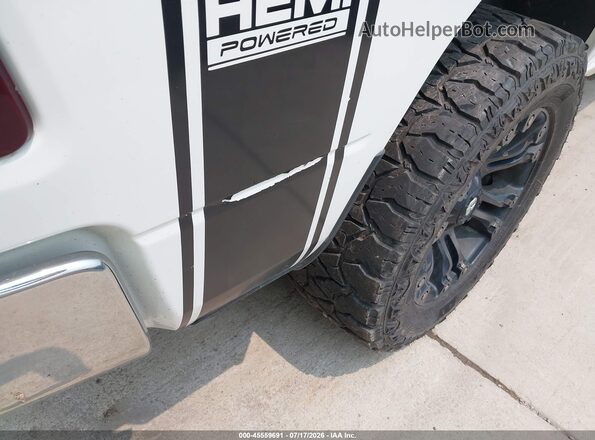 1C6RR7LT4JS294673 2018 RAM 1500 White Vista frontal