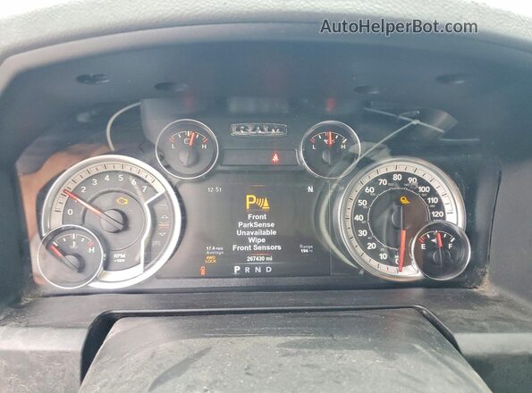 1C6RR7LT4JS333214 2018 RAM 1500 Charcoal Instrument cluster view