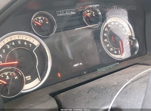 1C6RR7LT5GS274165 2016 RAM 1500 Черный Вид задних сидений