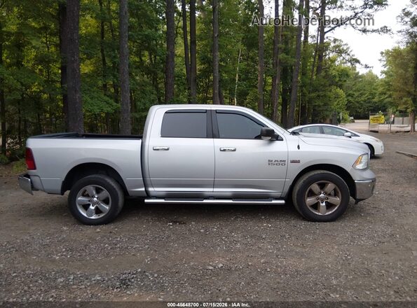 1C6RR7LT5GS287126 2016 RAM 1500 Серый Вид задней части салона