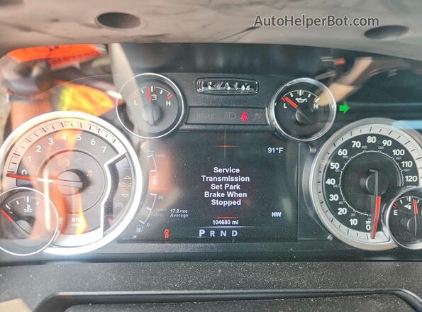 1C6RR7LT5HS594720 2017 RAM 1500 Черный Вид щитка приборов