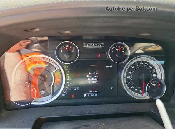 1C6RR7LT6GS331179 2016 RAM 1500 Gray Widok zestawu wskaźników