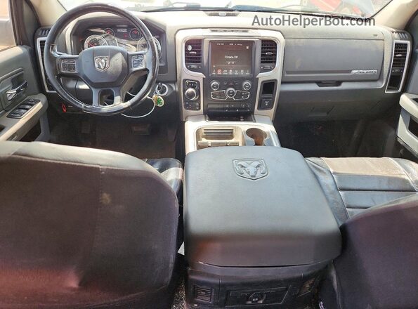 1C6RR7LT6GS331179 2016 RAM 1500 Gray Widok deski rozdzielczej