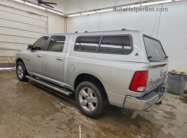 1C6RR7LT6HS504815 2017 RAM 1500 Silver Tył lewy