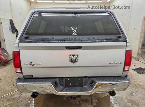 1C6RR7LT6HS504815 2017 RAM 1500 Silver Widok z tyłu