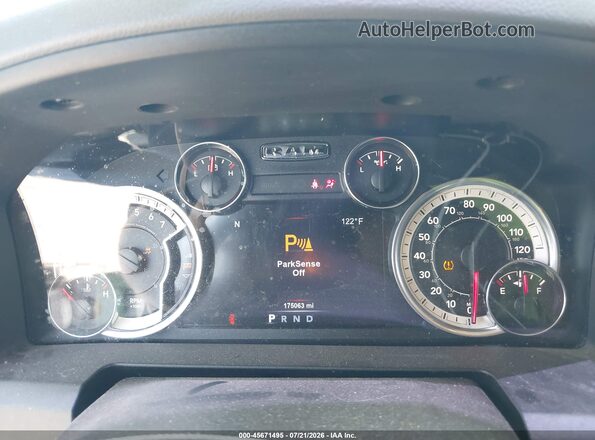 1C6RR7LT7HS656389 2017 RAM 1500 Black უკანა სავარძლების ხედი