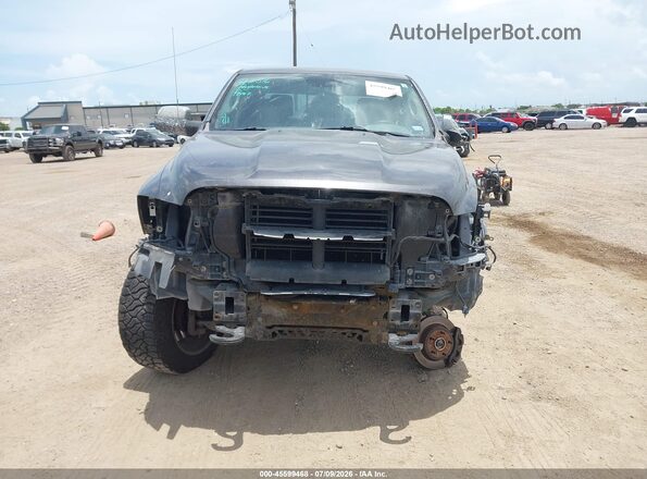 1C6RR7LT7HS729048 2017 RAM 1500 Gray Widok wnętrza z tyłu