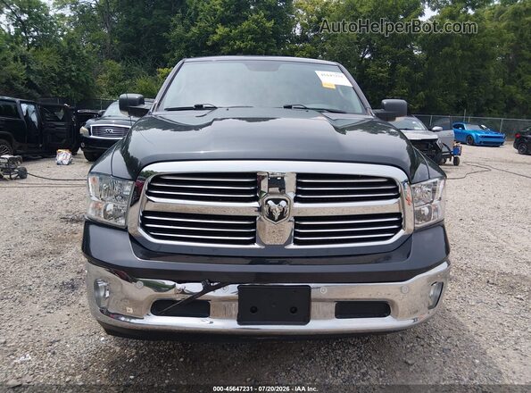 1C6RR7LT8HS852101 2017 RAM 1500 Black ხელსაწყოთა პანელის ხედი
