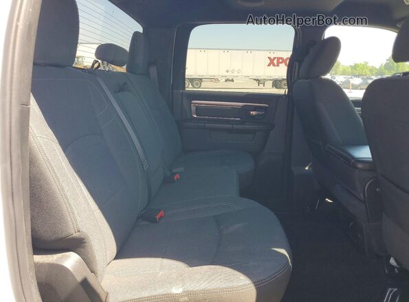 1C6RR7LT9MS505550 2021 RAM 1500 White უკანა სავარძლების ხედი