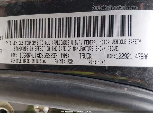 1C6RR7LTXKS569237 2019 RAM 1500 CLASSIC Black Вид підкапотного простору