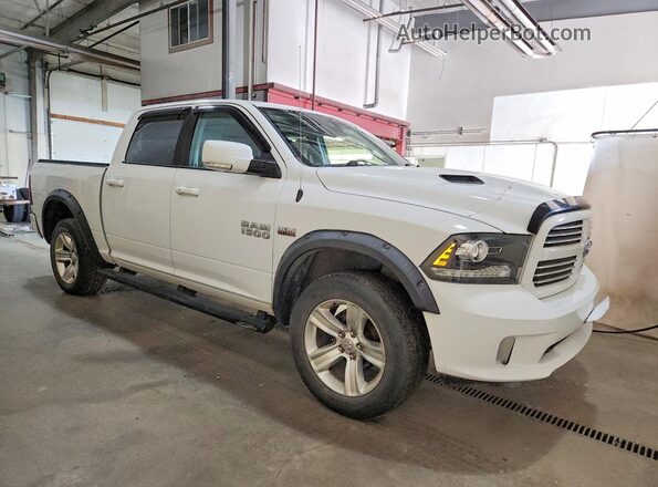 1C6RR7MT1HS515218 2017 RAM 1500 Белый Передняя правая четверть