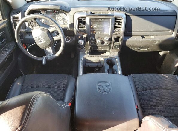 1C6RR7MT1HS569053 2017 RAM 1500 Black Dashboard view