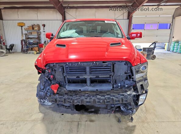 1C6RR7MT2JS109714 2018 RAM 1500 Red Front view