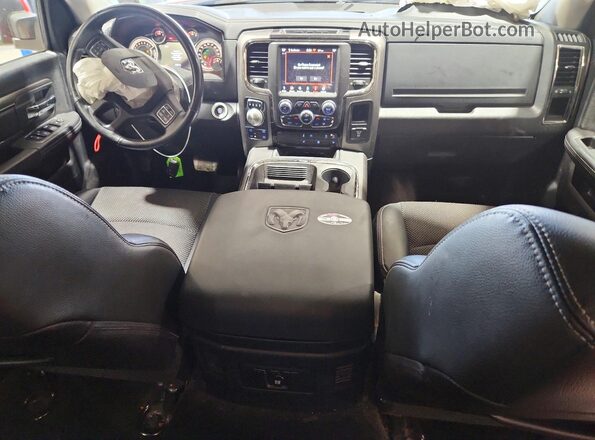 1C6RR7MT2JS109714 2018 RAM 1500 Red Dashboard view