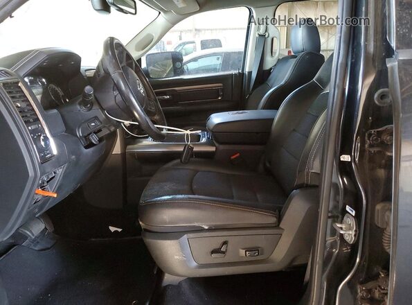 1C6RR7MT3JS110399 2018 RAM 1500 Black Vista interior delantera