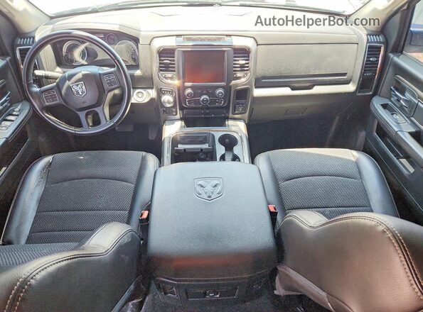 1C6RR7MT7GS385069 2016 RAM 1500 White Widok deski rozdzielczej