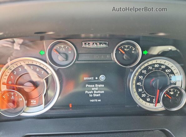 1C6RR7MT7GS385069 2016 RAM 1500 White Widok zestawu wskaźników