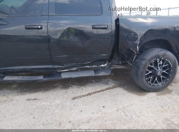 1C6RR7MT7JS262654 2018 RAM 1500 Black წინა ხედი