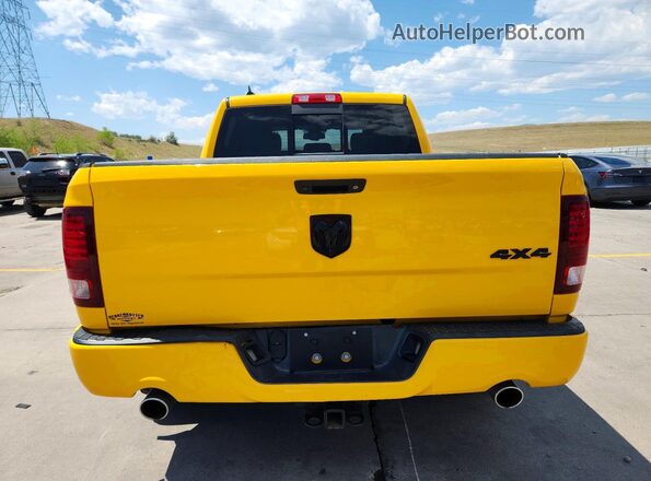 1C6RR7MT9GS354082 2016 RAM 1500 Желтый Вид сзади