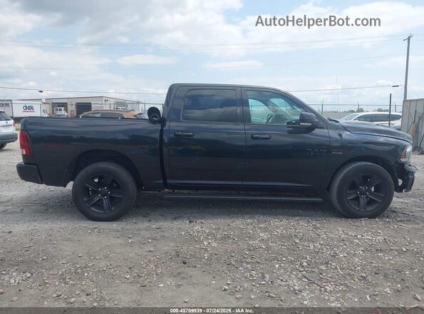 1C6RR7MT9JS156769 2018 RAM 1500 Black Widok wnętrza 360 stopni