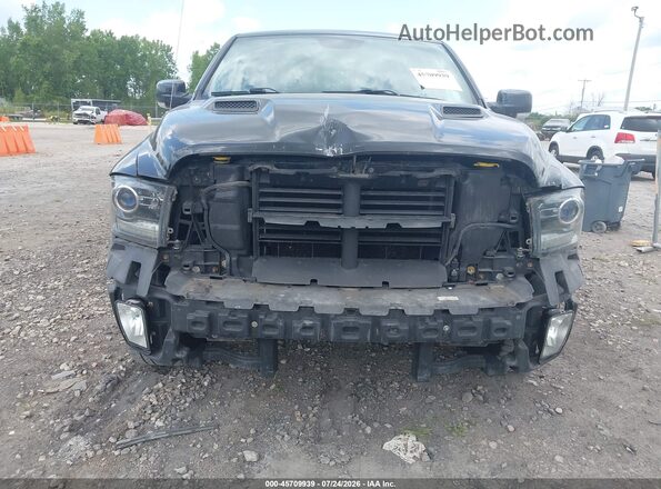 1C6RR7MT9JS156769 2018 RAM 1500 Black Widok z przodu