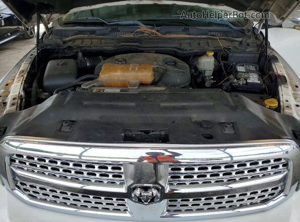 1C6RR7NM2GS337261 2016 RAM 1500 White Vista interior trasera