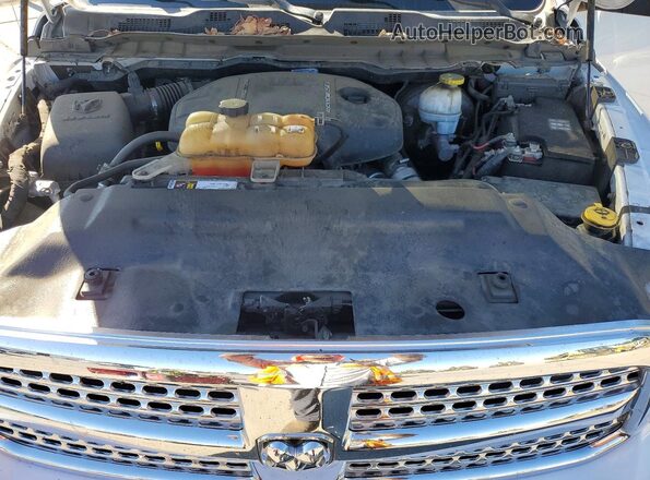 1C6RR7NM2JS351846 2018 RAM 1500 White Вид задньої частини салону