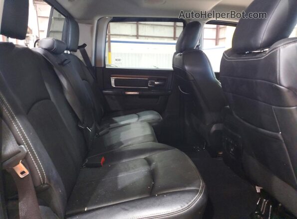 1C6RR7NM6JS309261 2018 RAM 1500 Белый Вид задних сидений