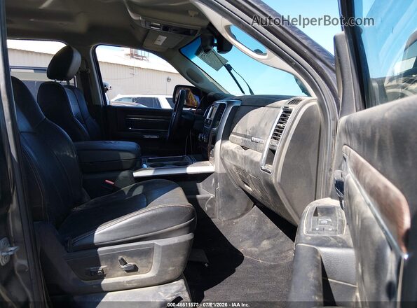 1C6RR7NM8JS353973 2018 RAM 1500 Gray Vista interior delantera