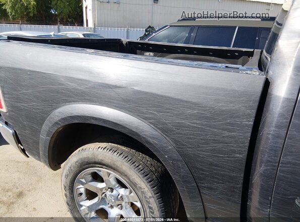 1C6RR7NM8JS353973 2018 RAM 1500 Gray 