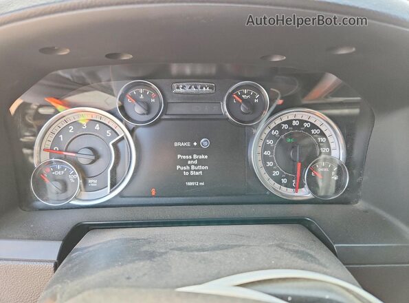 1C6RR7NMXJS293162 2018 RAM 1500 Gray Вид щитка приладів