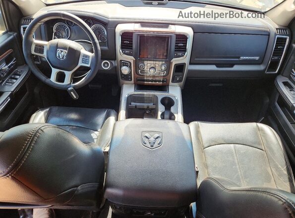 1C6RR7NMXJS293162 2018 RAM 1500 Gray Вид панелі приладів