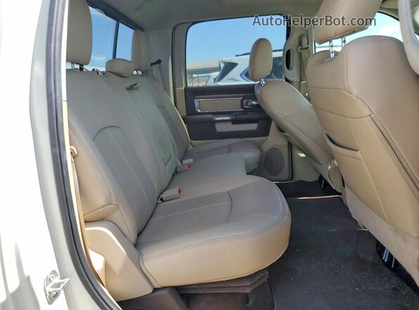 1C6RR7NMXJS353487 2018 RAM 1500 White Vista de los asientos traseros