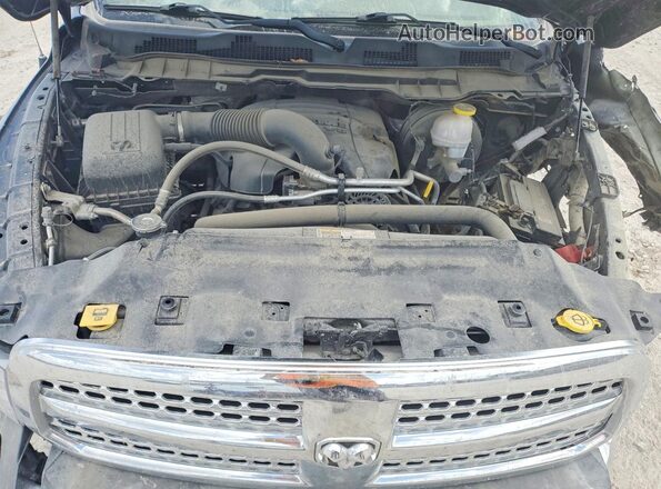 1C6RR7NT0JS250831 2018 RAM 1500 Черный Вид задней части салона