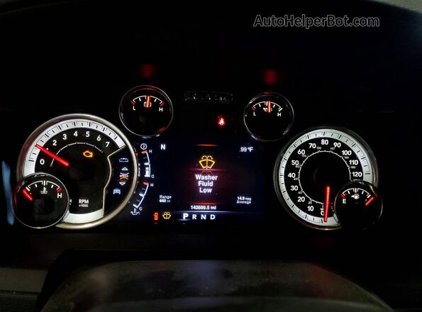 1C6RR7NT2GS211313 2016 RAM 1500 Gray Սարքավորումների վահանակի տեսք