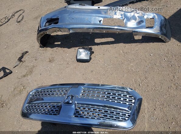 1C6RR7NT2JS159124 2018 RAM 1500 Gray Սարքավորումների վահանակի տեսք