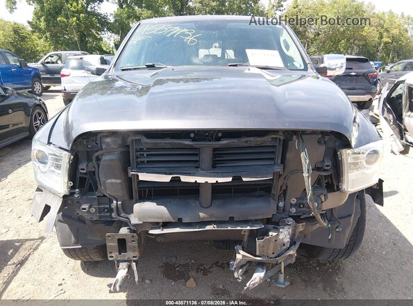 1C6RR7NT2JS159124 2018 RAM 1500 Gray Սալոնի հետևի տեսք