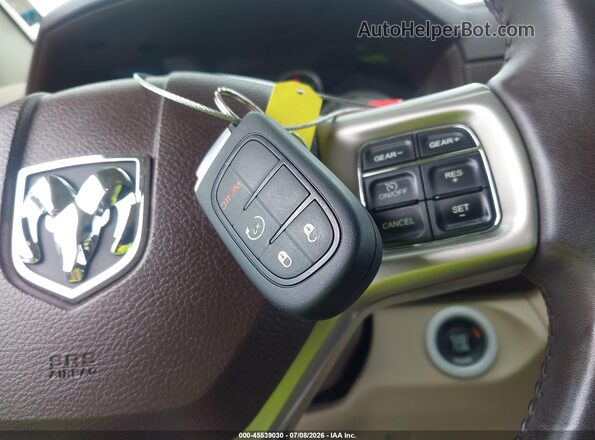 1C6RR7NT4GS153740 2016 RAM 1500 Белый Вид панели приборов
