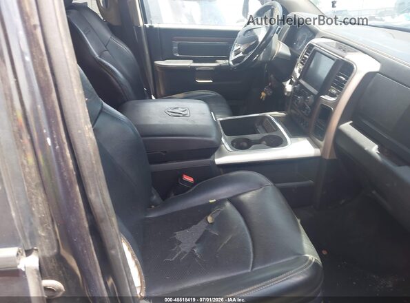 1C6RR7NT5HS674953 2017 RAM 1500 Black Vista interior delantera