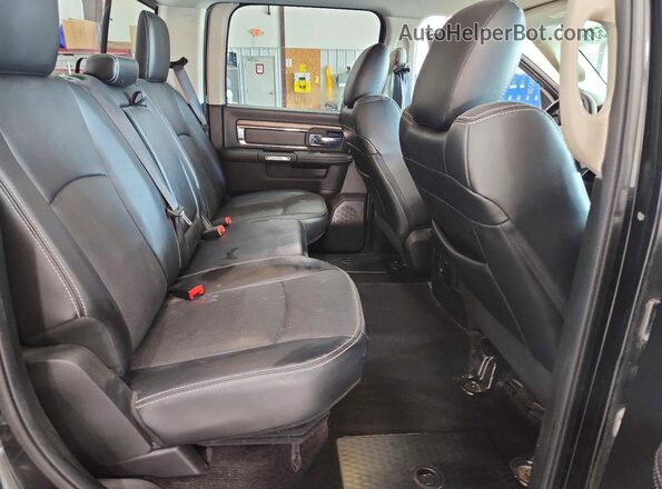 1C6RR7NT5HS783722 2017 RAM 1500 Charcoal უკანა სავარძლების ხედი