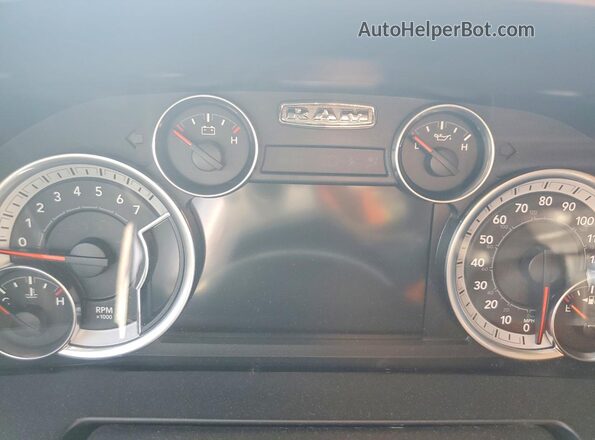 1C6RR7NT6HS772910 2017 RAM 1500 White Instrument cluster view