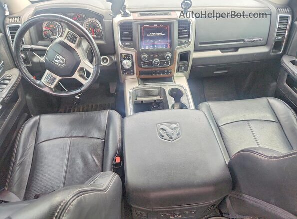 1C6RR7NT7JS137989 2018 RAM 1500 Black Dashboard view
