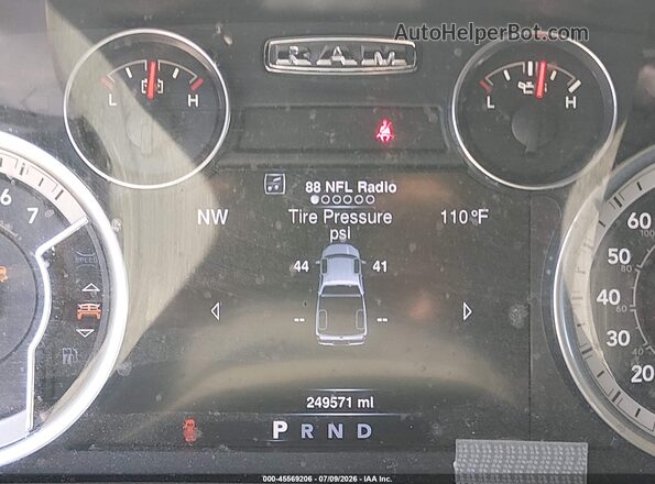 1C6RR7NT8GS380770 2016 RAM 1500 White 