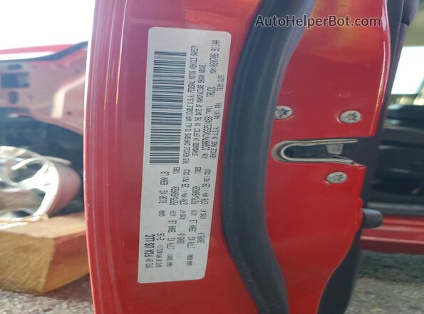 1C6RR7NTXGS251493 2016 RAM 1500 Red Vista del compartimento del motor