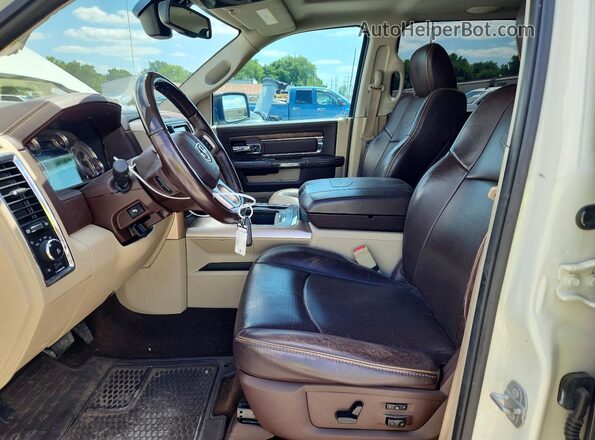 1C6RR7PT9GS244385 2016 RAM 1500 Белый Вид салона спереди